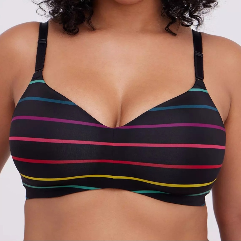 Torrid Curve 360 Wire-Free Bra 54C NWT Lightly Lined Support Plus Size